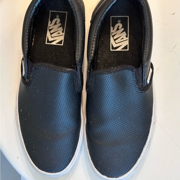 Vans Black and White Slip-On Flats unisex - Picture 3 of 7